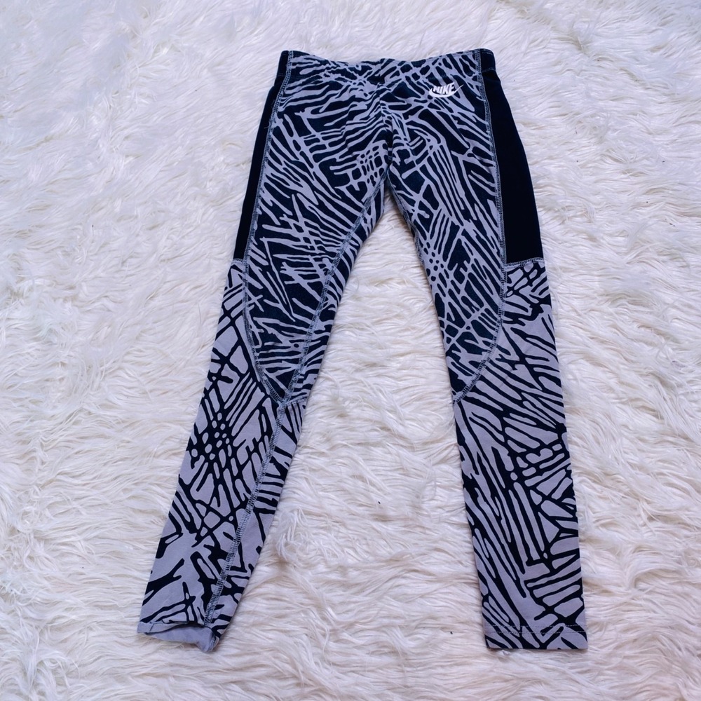 Nike Leggings Girls Small Patterned Black Gray Pull On  Stretchy‎ Logo Athletic